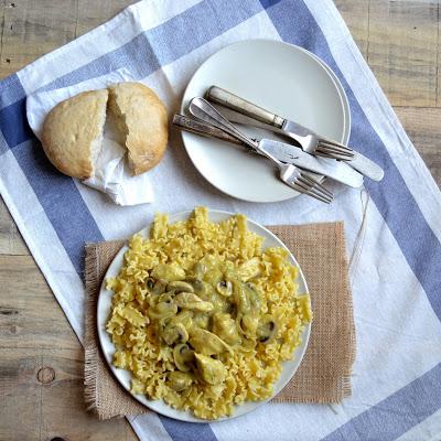 POLLO AL STROGANOFF DE ESPARRAGOS POLLO AL STROGANOFF DE ESPARRAGOS