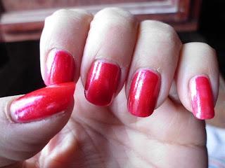 Manicura Papa Noel manicura roja