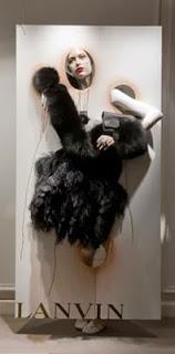 TIEMPO DE ESCAPARATES / TIME FOR SHOPPING TIEMPO DE ESCAPARATES / TIME FOR SHOPPING