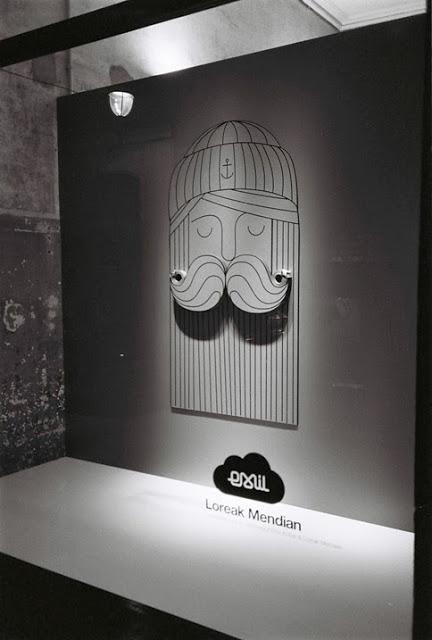 TIEMPO DE ESCAPARATES / TIME FOR SHOPPING TIEMPO DE ESCAPARATES / TIME FOR SHOPPING