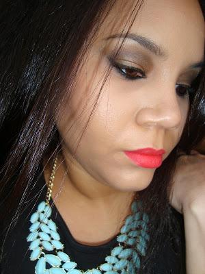 Mi propuesta de Maquillaje Navideño . Mi propuesta de Maquillaje Navideño .