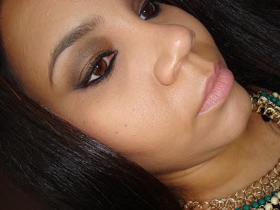 Mi propuesta de Maquillaje Navideño . Mi propuesta de Maquillaje Navideño .