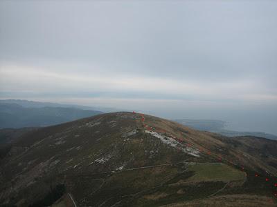 Ascensión al pico Paradiella o Palancas (715 m.) Ascensión al pico Paradiella o Palancas (715 m.)