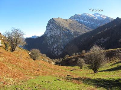 Ascensión a la Llambria (1.749 m.) Ascensión a la Llambria (1.749 m.)