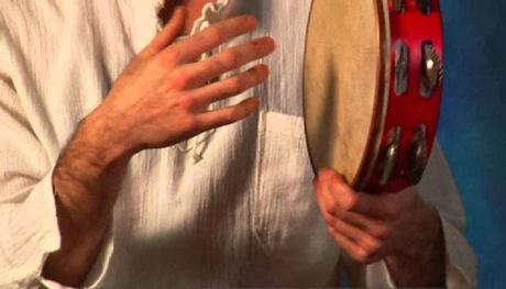 LA MANITA DE LA PANDERETA LA MANITA DE LA PANDERETA