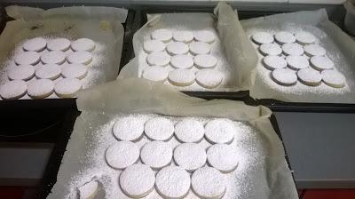 POLVORONES CASEROS