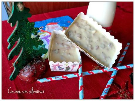 TURRON DE CHOCOLATE BLANCO Y NUECES. TURRON DE CHOCOLATE BLANCO Y NUECES.
