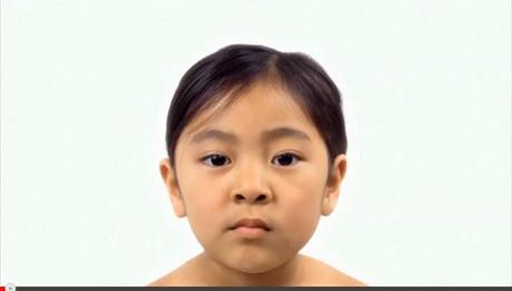 EN VIDEO: Una niña envejece en 4 minutos EN VIDEO: Una niña envejece en 4 minutos