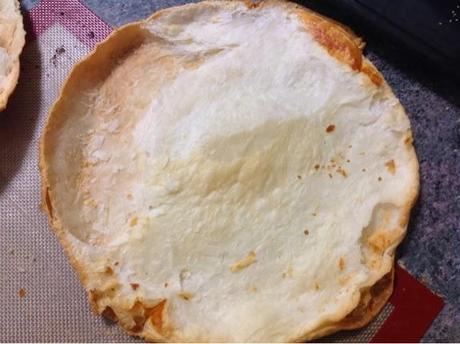 Tarta de hojaldre con frambuesas. Tarta de hojaldre con frambuesas.