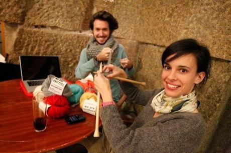 EL TEJER ESTA DE MODA !! TE APUNTAS ? EL TEJER ESTA DE MODA !! TE APUNTAS ?