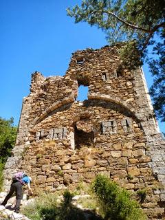 Castillo Viejo o Castiello Biello. Selva de Oza Castillo Viejo o Castiello Biello. Selva de Oza