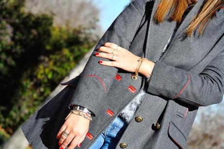 GREY LOVER.- GREY LOVER.-