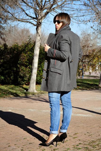 GREY LOVER.- GREY LOVER.-