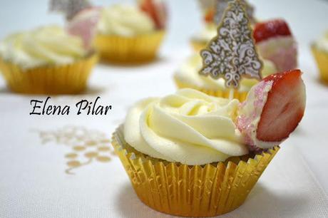 Cupcakes de Fresas y Cava y ¡¡¡Feliz 2014!!! Cupcakes de Fresas y Cava y ¡¡¡Feliz 2014!!!