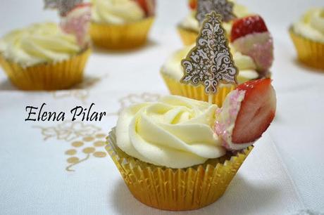 Cupcakes de Fresas y Cava y ¡¡¡Feliz 2014!!! Cupcakes de Fresas y Cava y ¡¡¡Feliz 2014!!!