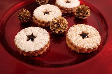 Blueberry linzer cookies Blueberry linzer cookies