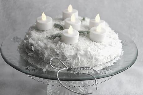 Tarta blanca de coco y mouse de limón, ¡¡Happy New Year!!!! Tarta blanca de coco y mouse de limón, ¡¡Happy New Year!!!!