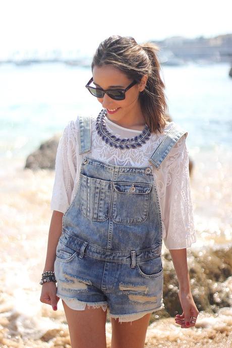 Review 2013 Review 2013