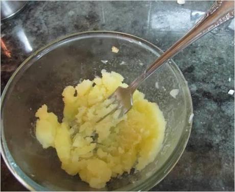 CREMA DE BACALAO CON CREMA DE PIMIENTOS CREMA DE BACALAO CON CREMA DE PIMIENTOS