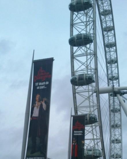 Pasando miedo en The London Dungeon dungeon