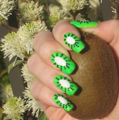 Fotos de uñas decoradas a mano