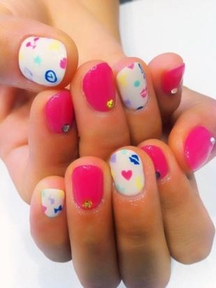 Fotos de uñas decoradas a mano