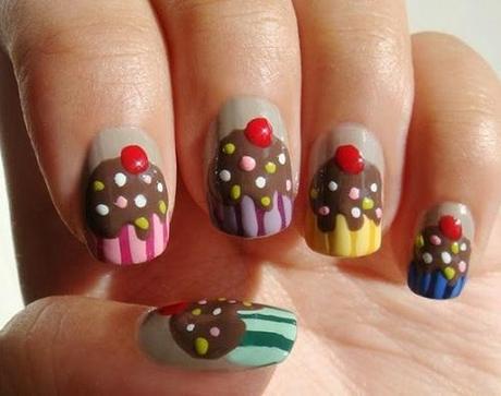 Fotos de uñas decoradas a mano