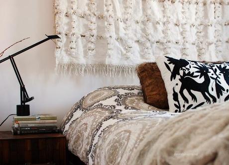 Inspiración de fin de semana: Manta marroquí de boda como cabecero de cama Inspiración de fin de semana: Manta marroquí de boda como cabecero de cama