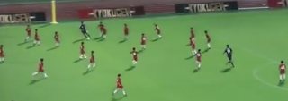Video: Gol de equipo japonés contra !55 niños!