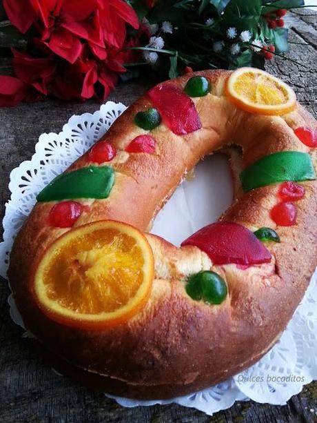 ROSCÒN DE REYES CON CREMA ROSCÒN DE REYES CON CREMA