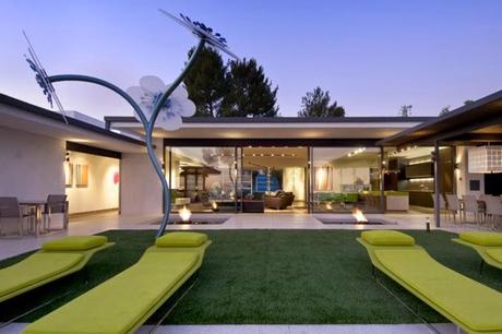 Casa de estilo contemporáneo en Los Ángeles