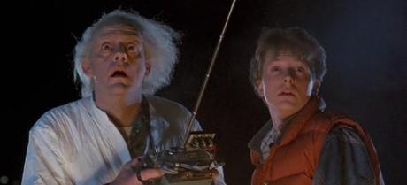 Físicos estadounidenses buscan viajeros en el tiempo a través de Internet y las redes sociales Regreso al futuro