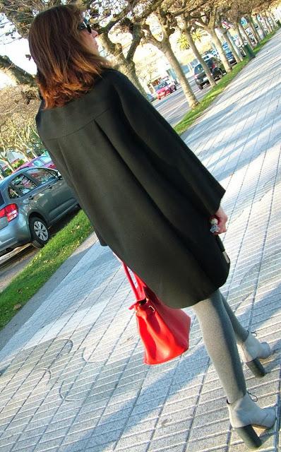 MIS LOOKS - VESTIDO GRIS MIS LOOKS - VESTIDO GRIS