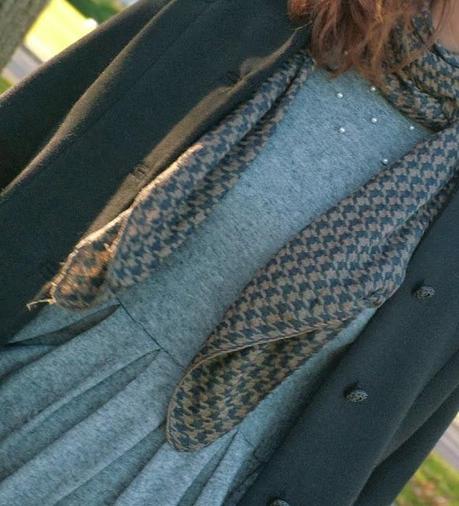 MIS LOOKS - VESTIDO GRIS MIS LOOKS - VESTIDO GRIS