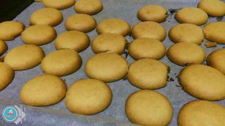 Pastas/Ghribiya de chocolate y coco. Pastas/Ghribiya de chocolate y coco.