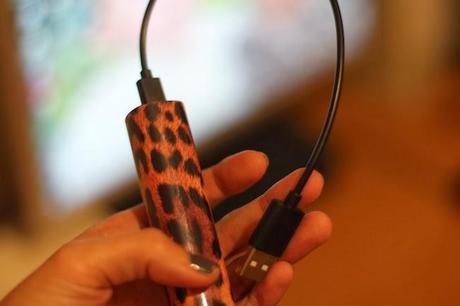 Batería portátil para móvil / Portable battery mobile Batería portátil para móvil / Portable battery mobile