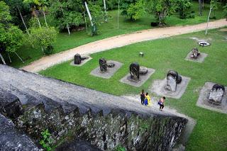 Lugar de las Voces, Tikal