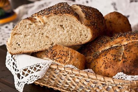 PAN DE AJO ASADO Y SEMILLAS DE CHÍA PAN DE AJO ASADO Y SEMILLAS DE CHÍA