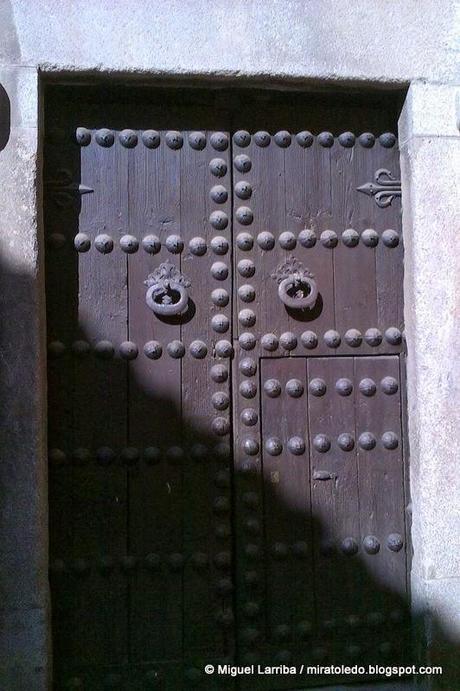 Por fuerza noble Por fuerza noble