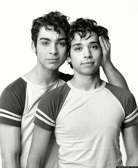 Semblanzas: allí fuera hay alguien que es igual a vos twins 17