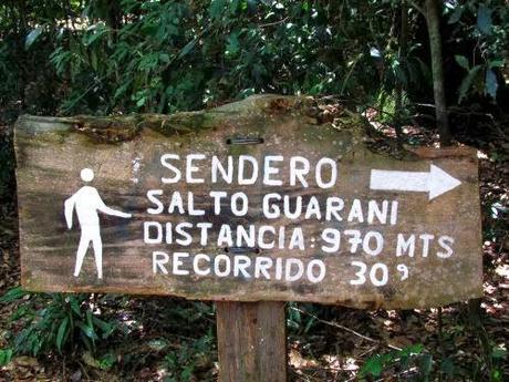 Salto Guaraní o Falso Cristal. Ybycuí. Paraguay