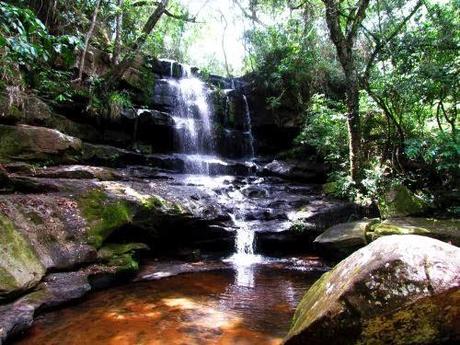 Salto Guaraní o Falso Cristal. Ybycuí. Paraguay