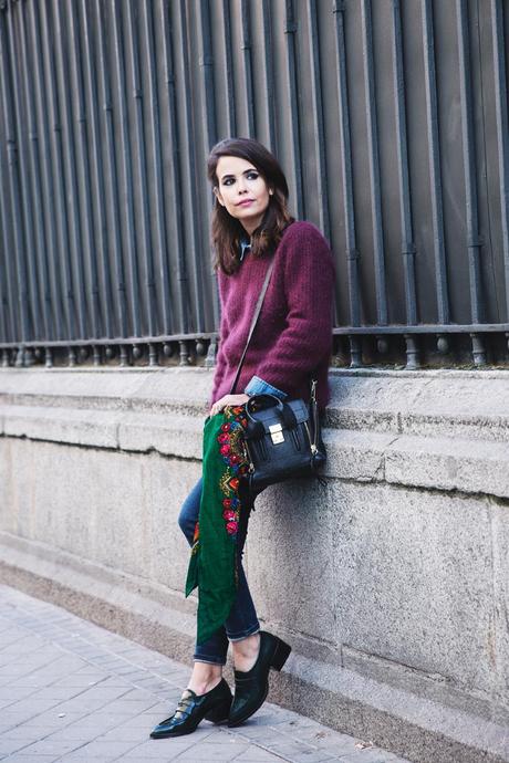Double Denim! Double_Denim-Loafers-Burgundy_Jumper-Outfit-Vintage_Scarf-Street_Style-1