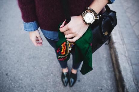 Double Denim! Double_Denim-Loafers-Burgundy_Jumper-Outfit-Vintage_Scarf-Street_Style-29