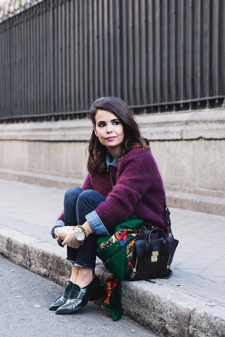 Double Denim! Double_Denim-Loafers-Burgundy_Jumper-Outfit-Vintage_Scarf-Street_Style-4