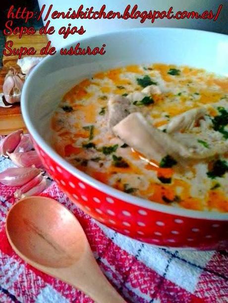 ¡Sopa de pollo, ajos blancos y yogur! ¡Sopa de pollo, ajos blancos y yogur!