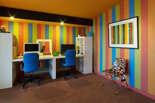 Lindas oficinas divertidas y coloridas