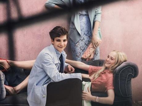 Burberry
Primavera - Verano 2014. Más british que nunca Burberry
Primavera - Verano 2014. Más british que nunca