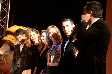 Primer plato: estrellas. Segundo: Show. Tercero: Audiovisual. Primer plato: estrellas. Segundo: Show. Tercero: Audiovisual.