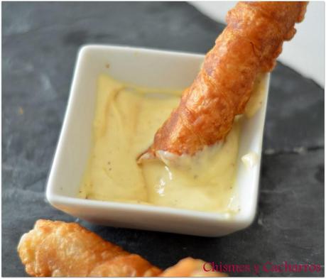 Hojaldre frito con salchichas (entrante) Hojaldre frito con salchichas (entrante)